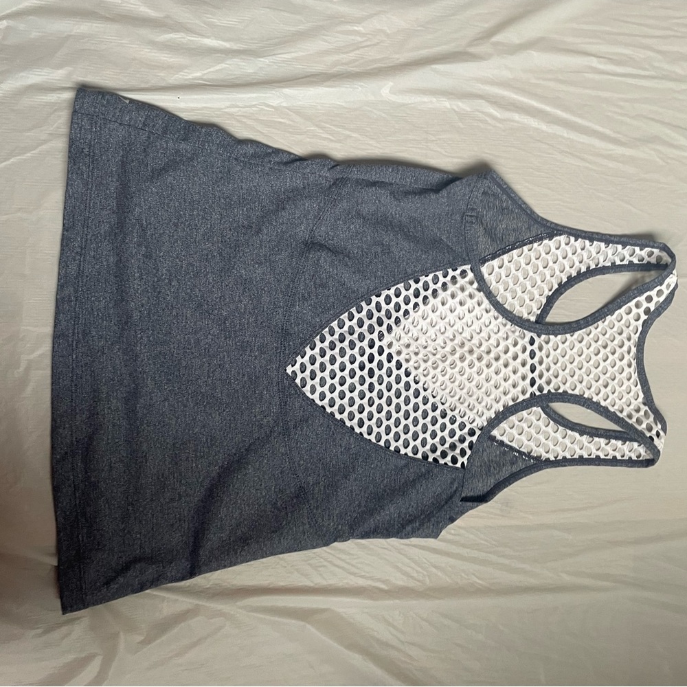 Tank top with sport bra